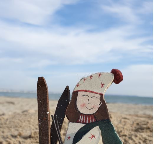 Skieuse suspendue bois 