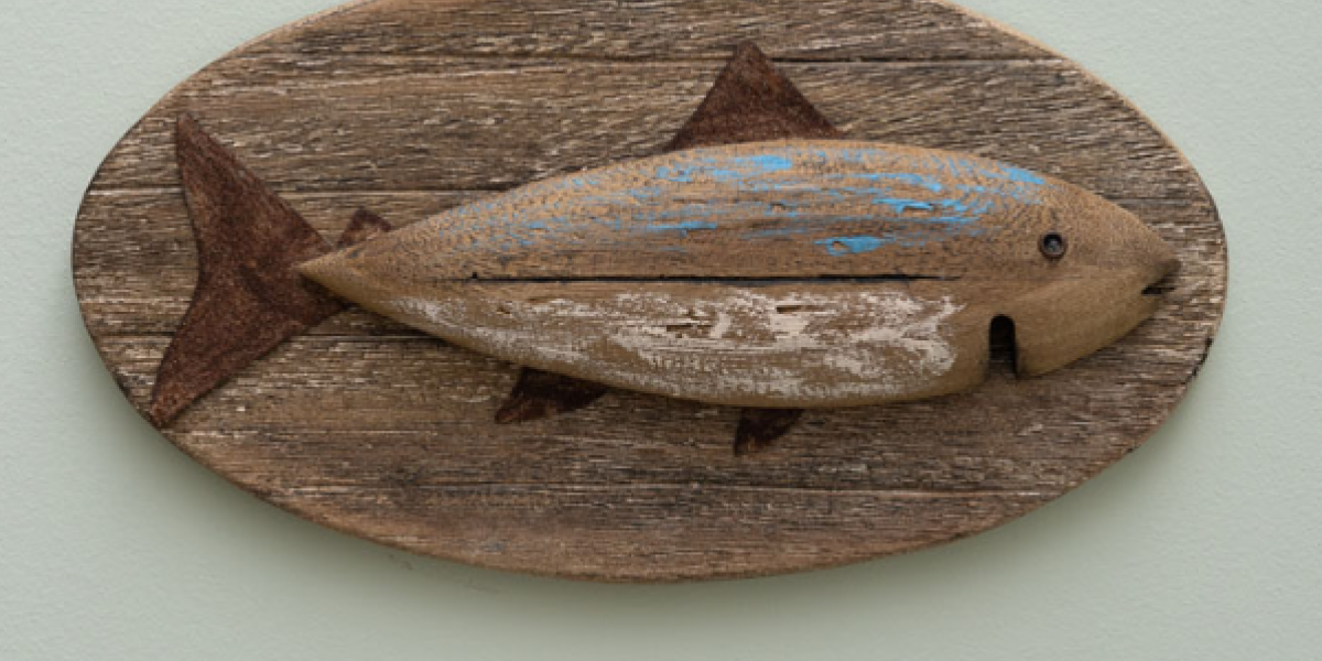 Déco murale poisson sur planche bois ambiance marine et vintage | À